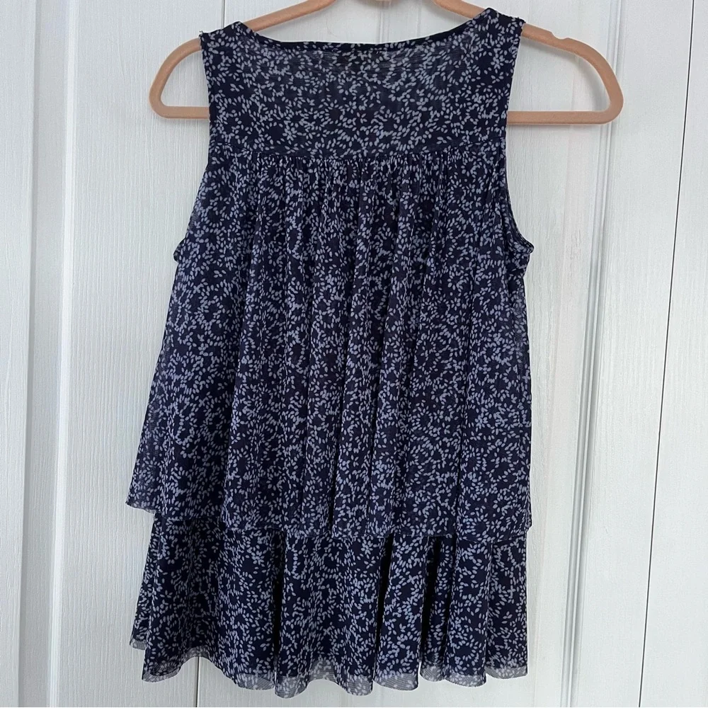 Jane and Delancey blue print sleeveless top size XS